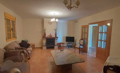 Herverkoop - Villa -
Calasparra - Inland