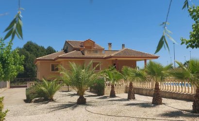 Herverkoop - Villa -
Calasparra - Inland