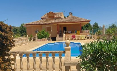 Herverkoop - Villa -
Calasparra - Inland