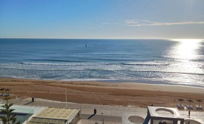 Herverkoop - Penthouse -
Torrevieja - Playa De La Mata