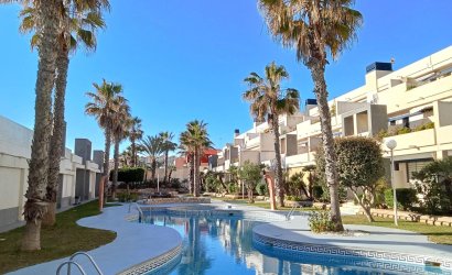 Herverkoop - Penthouse -
Torrevieja - Playa De La Mata