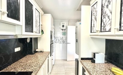 Herverkoop - Villa -
Orihuela Costa - La Regia