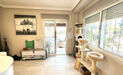 Herverkoop - Villa -
Orihuela Costa - La Regia