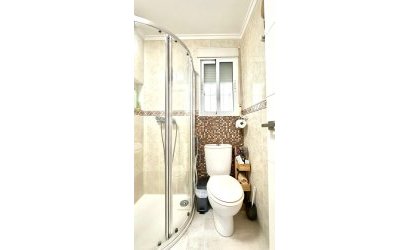 Herverkoop - Villa -
Orihuela Costa - La Regia