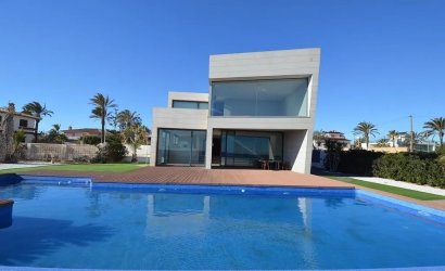 Resale - Villa -
Orihuela Costa - Cabo Roig