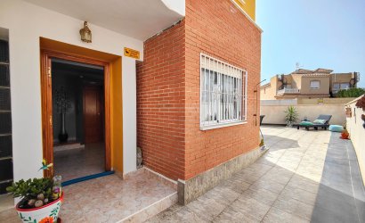 Reventa - Adosado -
Orihuela Costa - Los Altos