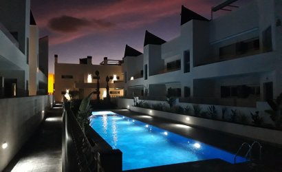 Resale - Townhouse -
Torrevieja - El Acequión - Los Náufragos