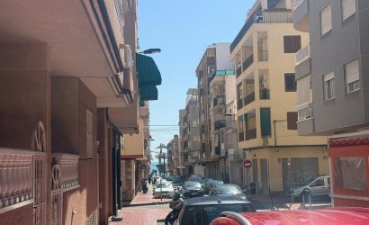 Herverkoop - Apartment -
Torrevieja - Playa del Cura