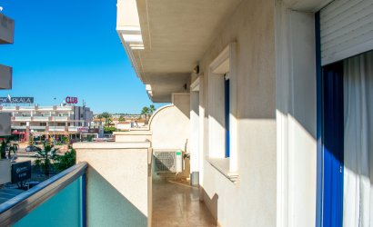 Resale - Apartment -
Orihuela Costa - Campoamor