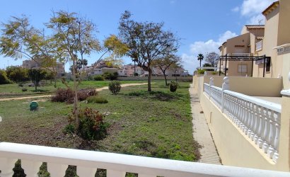 Herverkoop - Bungalow -
Orihuela - Urbanización Perla Del Mar