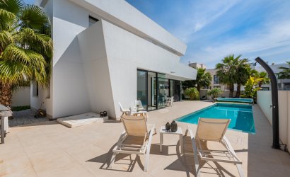 Herverkoop - Villa -
Ciudad Quesada