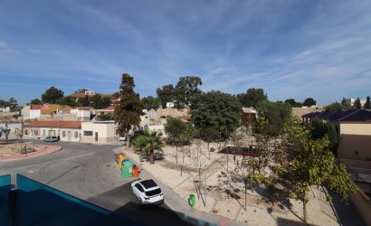 Herverkoop - Villa -
Bigastro