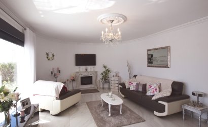 Resale - Villa -
Ciudad Quesada