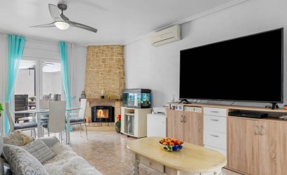 Herverkoop - Villa -
Benijofar