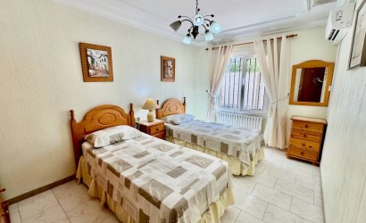 Herverkoop - Country House -
Castalla