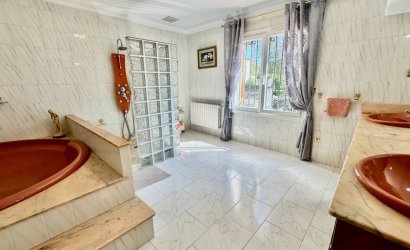 Herverkoop - Country House -
Castalla