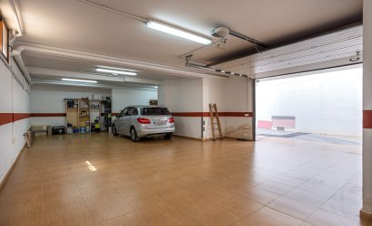 Herverkoop - Villa -
Los Montesinos - La Herrada