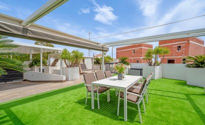Herverkoop - Villa -
Orihuela Costa - Villamartín