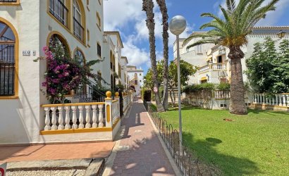 Resale - Apartment -
Torrevieja - La Mata