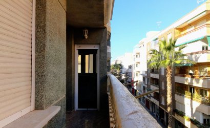 Herverkoop - Apartment -
Torrevieja - Center