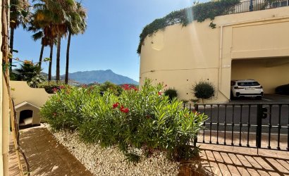 Herverkoop - Apartment -
Benahavis - La Quinta