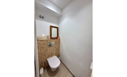 Herverkoop - Apartment -
Benahavis - La Quinta