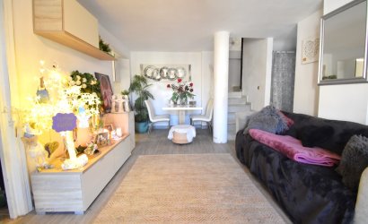 Resale - Villa -
Orihuela Costa - Playa Flamenca