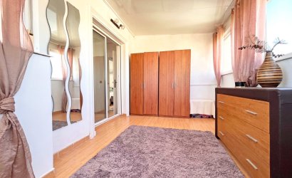 Revente - Villa -
Orihuela Costa - La Zenia