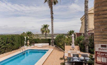 Resale - Villa -
Gran Alacant - Monte y Mar