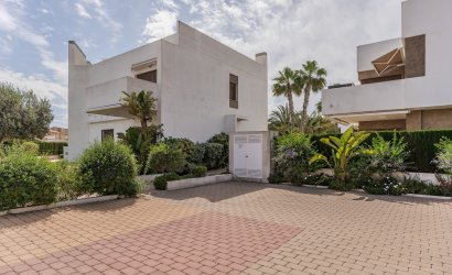 Herverkoop - Apartment -
Orihuela Costa - La Zenia