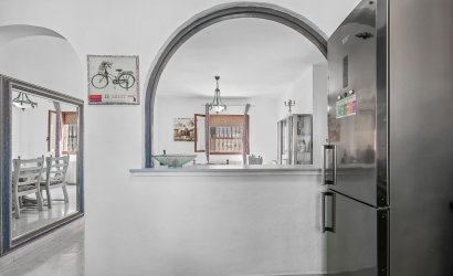 Resale - Villa -
Villamartín - Las Filipinas