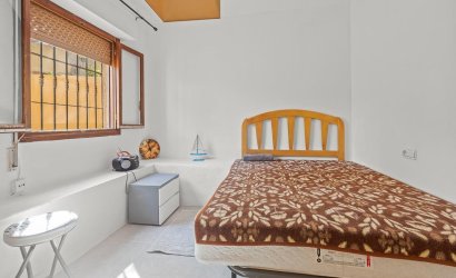 Resale - Villa -
Villamartín - Las Filipinas