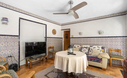 Resale - Villa -
El Altet - San Francisco de Asis