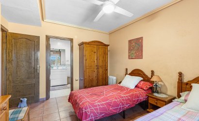 Resale - Villa -
El Altet - San Francisco de Asis