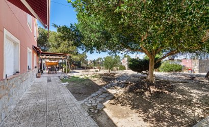 Resale - Villa -
El Altet - San Francisco de Asis