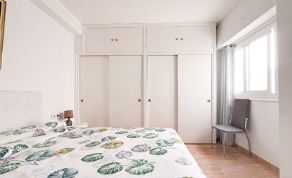 Herverkoop - Apartment -
Alicante - Center