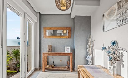 Herverkoop - Villa -
Orihuela Costa - Playa Flamenca