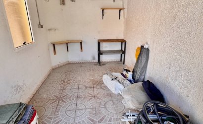 Resale - Villa -
Benferri