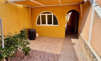 Resale - Villa -
Benferri