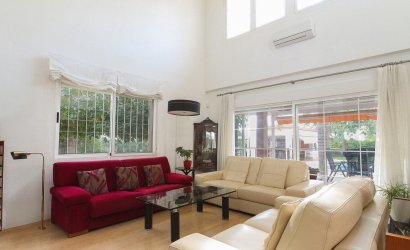 Herverkoop - Villa -
San Vicente del Raspeig