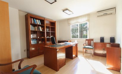 Herverkoop - Villa -
San Vicente del Raspeig