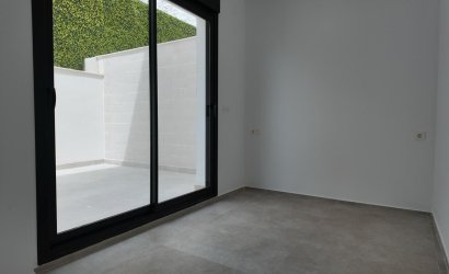 Herverkoop - Villa -
Alicante - Vistahermosa