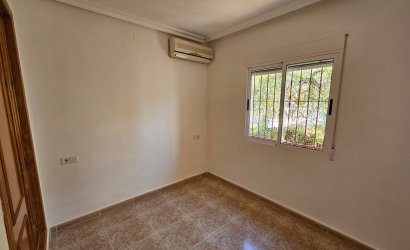 Resale - Villa -
Algorfa - Montemar