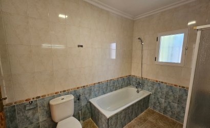 Resale - Villa -
Algorfa - Montemar