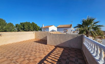 Resale - Villa -
Algorfa - Montemar