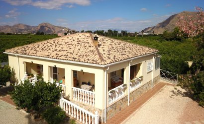 Resale - Country House -
Orihuela - La Campaneta