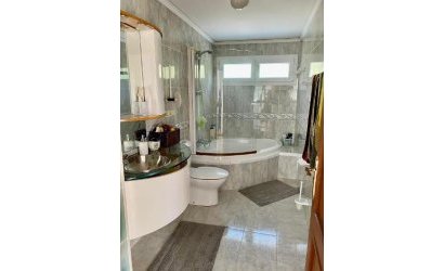 Resale - Villa -
Altea - Marina Baja