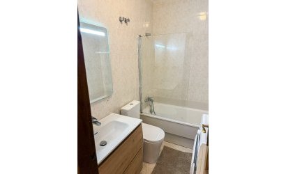 Resale - Apartment -
Torrevieja - La Mata