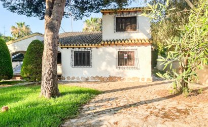 Resale - Villa -
Orihuela Costa - Punta Prima