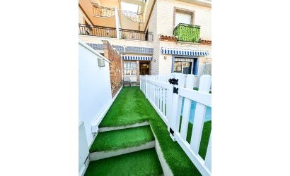 Reventa - Adosado -
Pilar de la Horadada - Torre de la Horadada